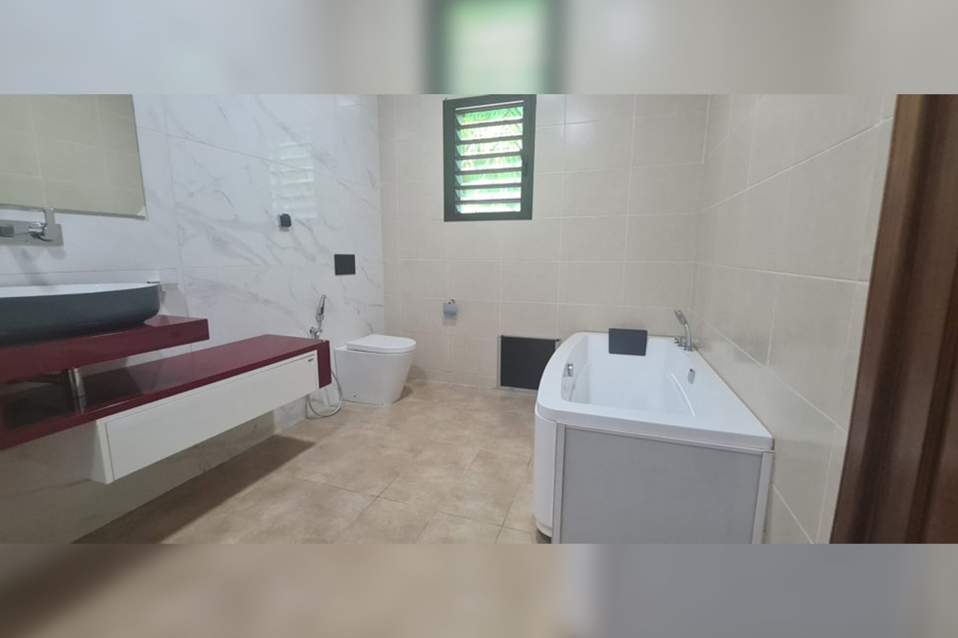 salle de bain location villa Riviera Mbadon abidjan