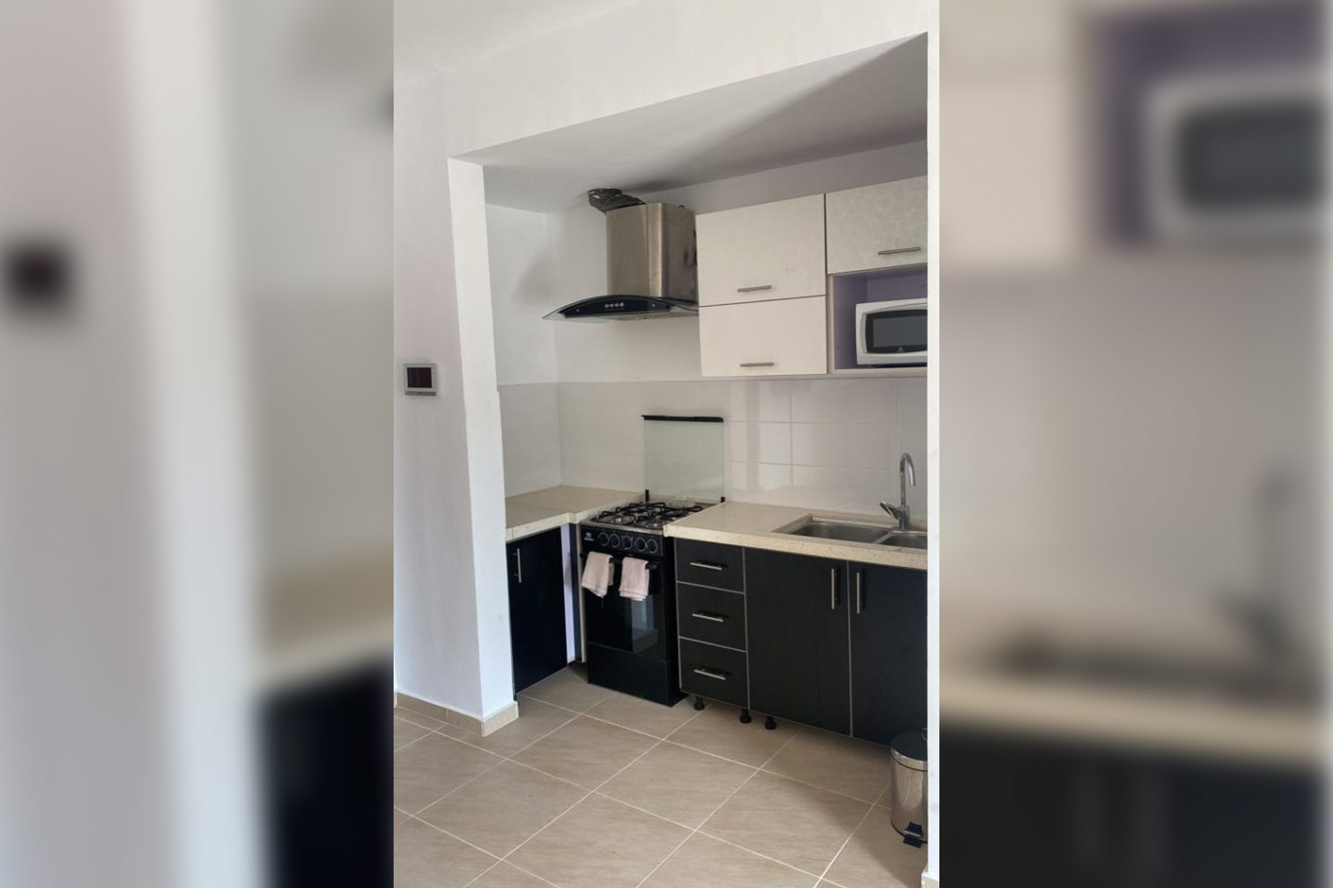 beau studio meublé zone 4 immeuble cactus