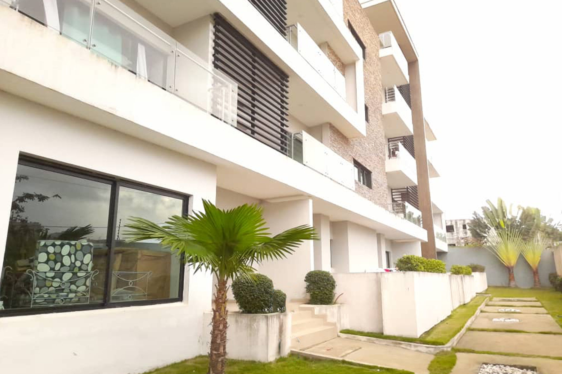 appartement de 3 pieces Abidjan Abatta