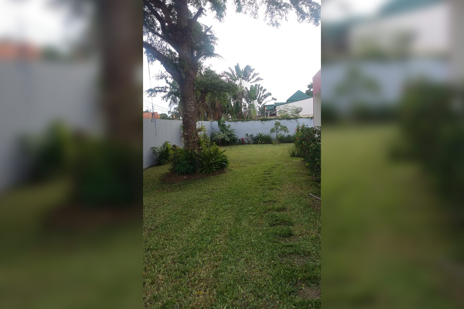 location villa 2 plateaux vallons